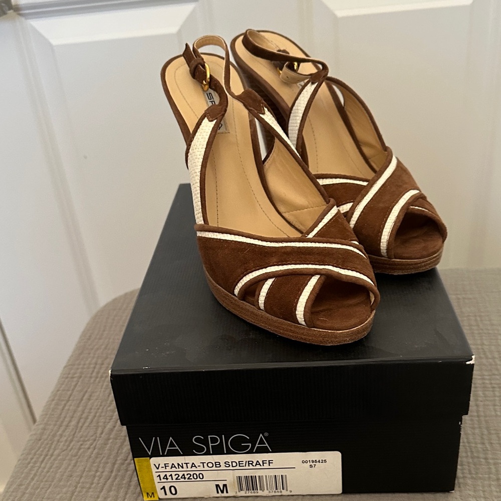 Via Spiga Tan and Cream Wedge Sandals